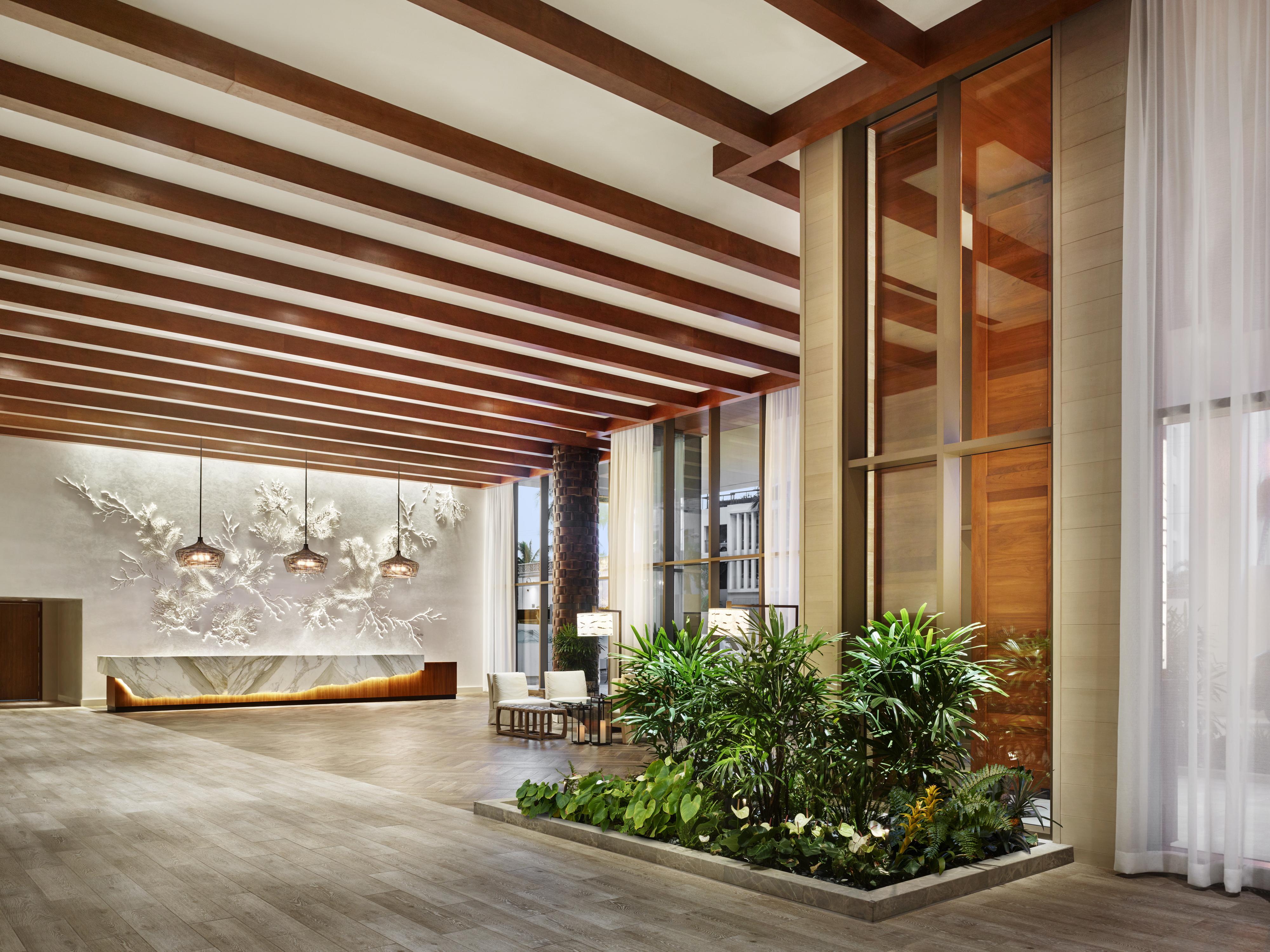 'Alohilani Resort Waikiki Beach Honolulu Exterior photo The lobby of the hotel